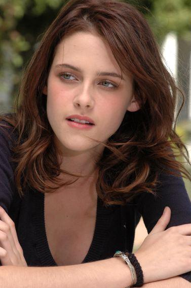 1ezolz4eufo1buk02c4bd2134589d40_kristen-stewart.jpg