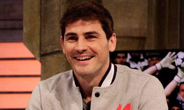 El Sorprendente Anuncio De Iker Casillas Soy Gay Espero Que Me