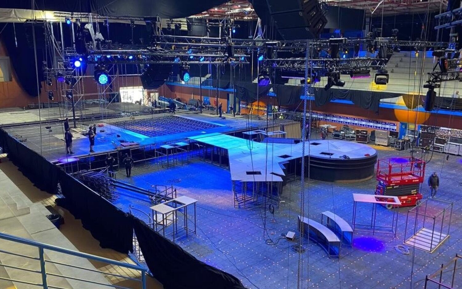 Primeras imágenes de la construcción del escenario del Benidorm Fest