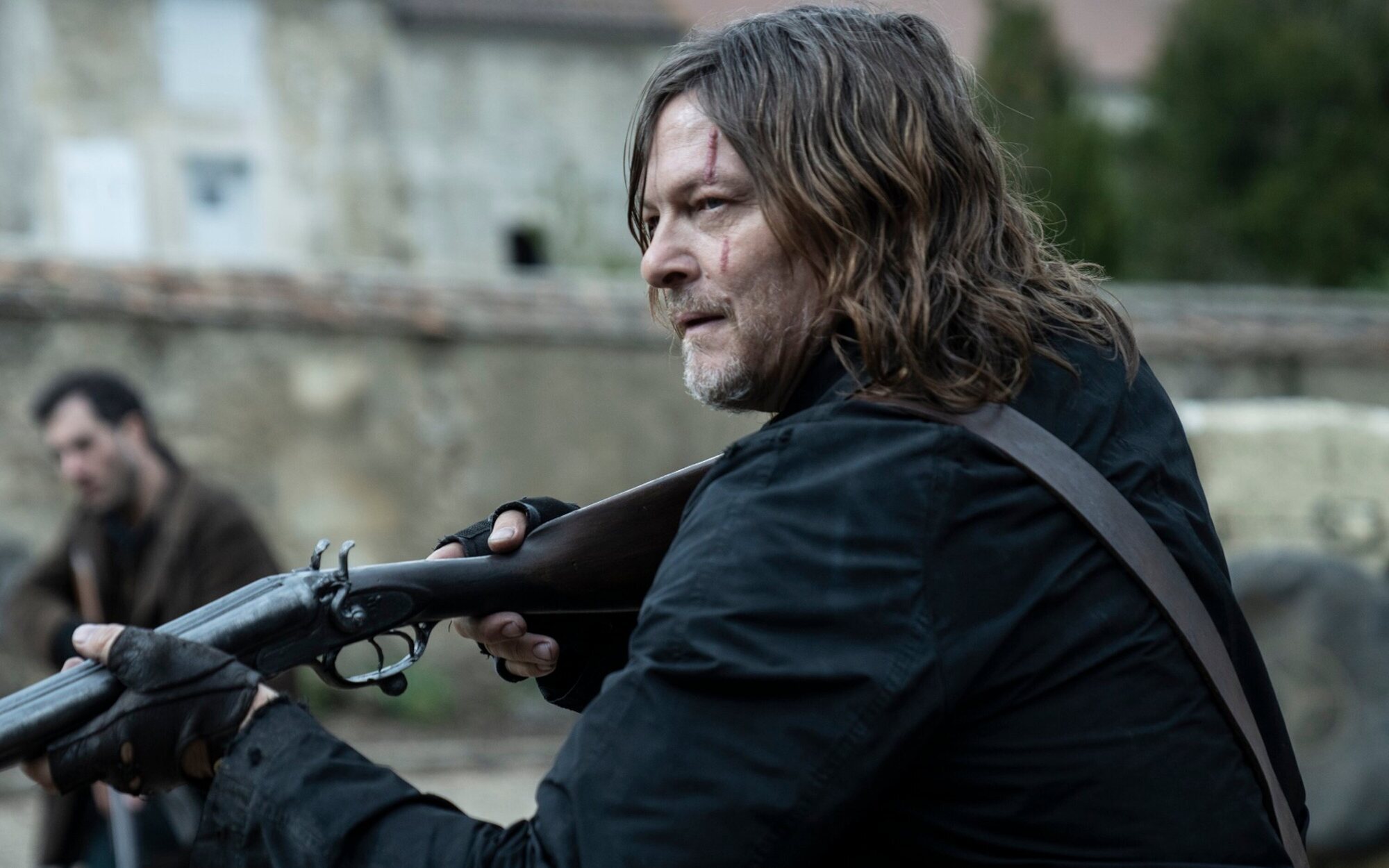 'The Walking Dead' convierte el centro de Madrid en el postapocalipsis de 'Daryl Dixon'