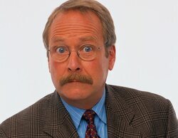 Muere Martin Mull, actor de 'Sabrina, cosas de brujas', a los 80 años