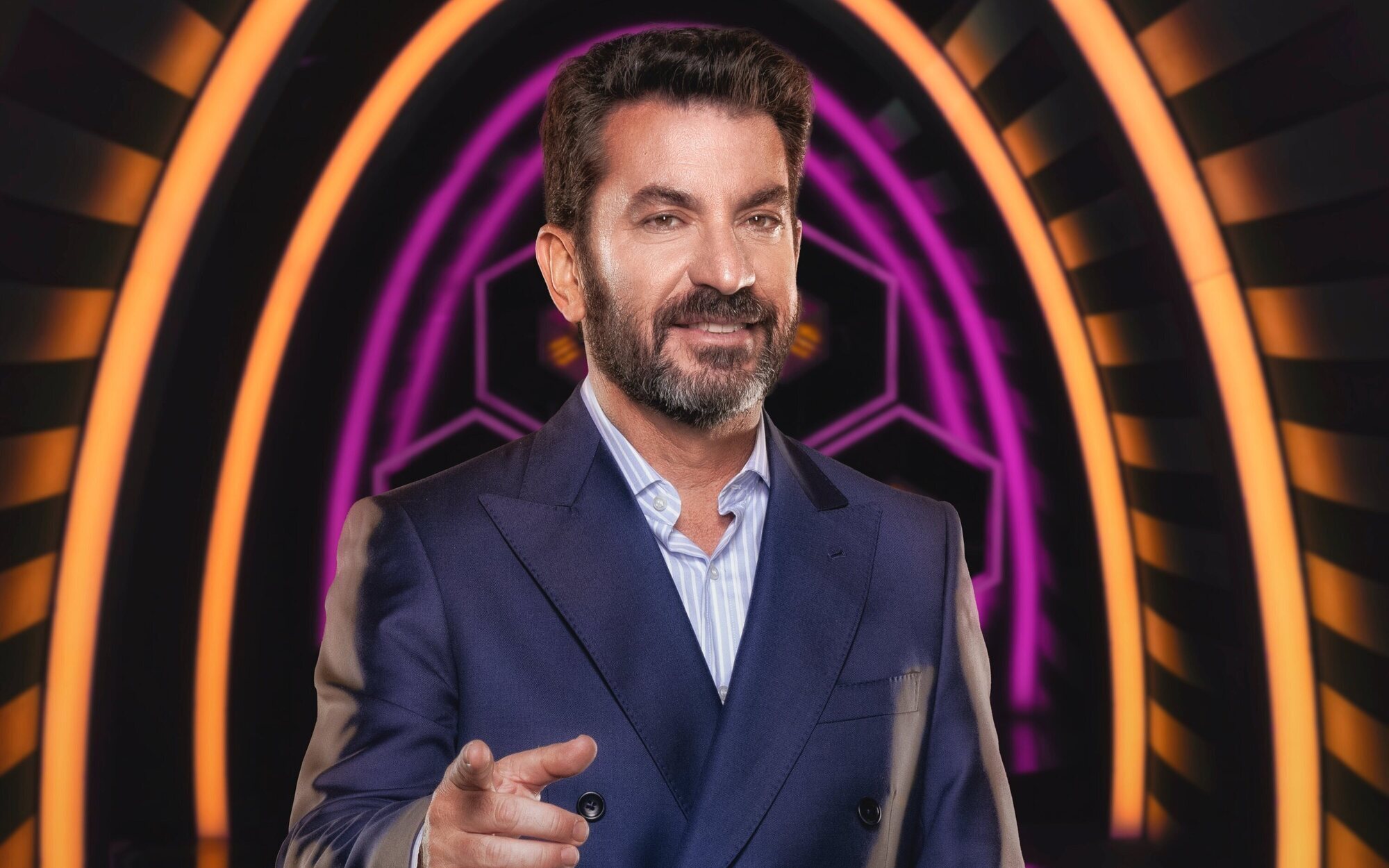 Arturo Valls ('Mask Singer'): "No hay peligro de que se me escape ningún nombre porque ya no me acuerdo"