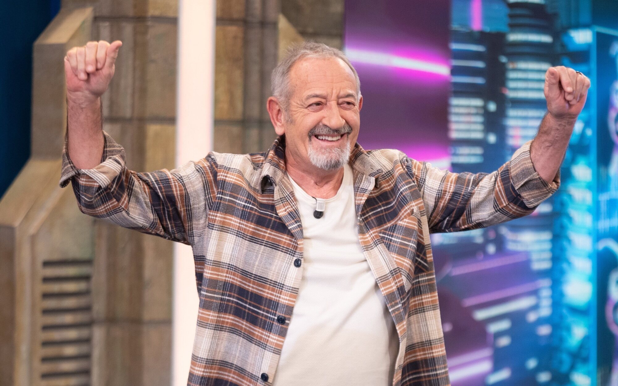 'El hormiguero' (17%) aventaja a 'La revuelta' (15,2%) y 'Gran hermano' (16,7%) y 'Horizonte' (10,4%) crecen