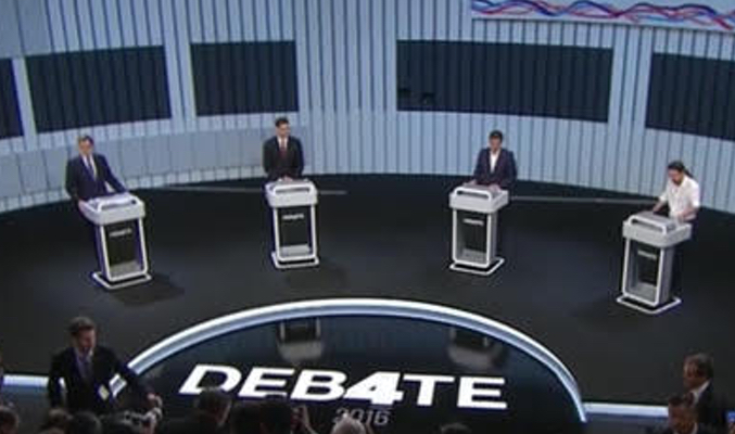 Arranca con retraso 'El debate a cuatro' entre los líderes de las principales formaciones