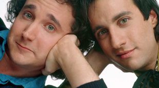 Los protagonistas de 'Primos lejanos', Bronson Pinchot y Mark Linn-Baker, se reencuentran 24 años después