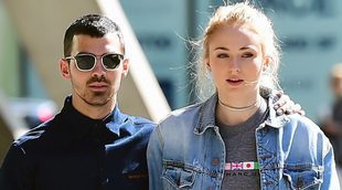 Joe Jonas y Sophie Turner se van de compras por el madrileño barrio de Malasaña