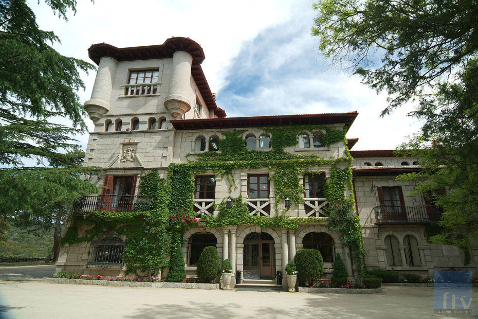 Edificio de 'El internado' Laguna Negra