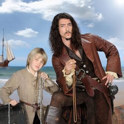 Óscar Jaenada y Áxel Fernández en 'Piratas'
