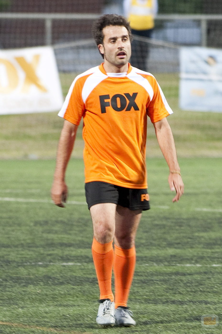 Daniel Guzmán jugando al fútbol