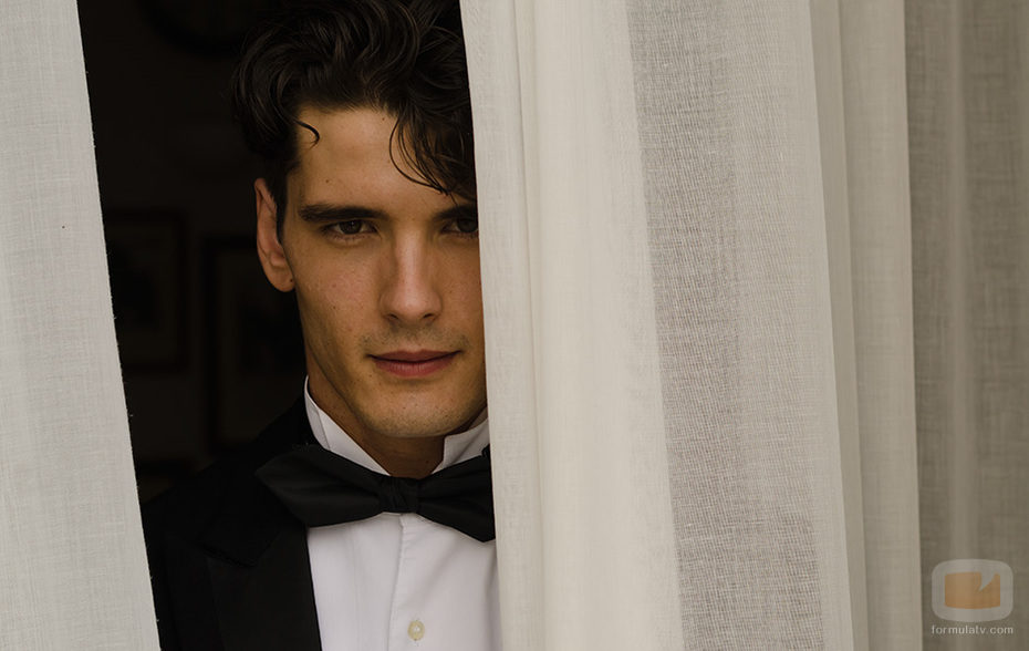 Yon González viaja al pasado para ser Julio Olmedo en 'Gran Hotel'