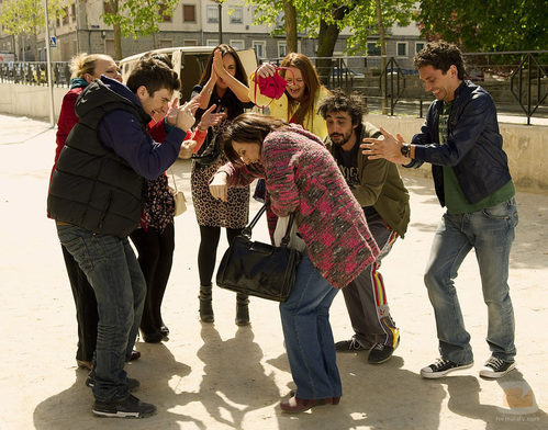 Aída baila con su familia tras salir de la cárcel