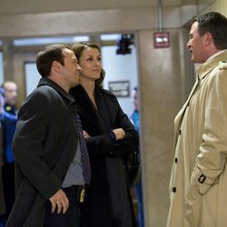 Frank, Danny y Erin Reagan en una escena del capítulo 11 de 'Blue Bloods'