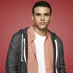 Jacob Artist se incorpora a 'Glee' en su cuarta temporada