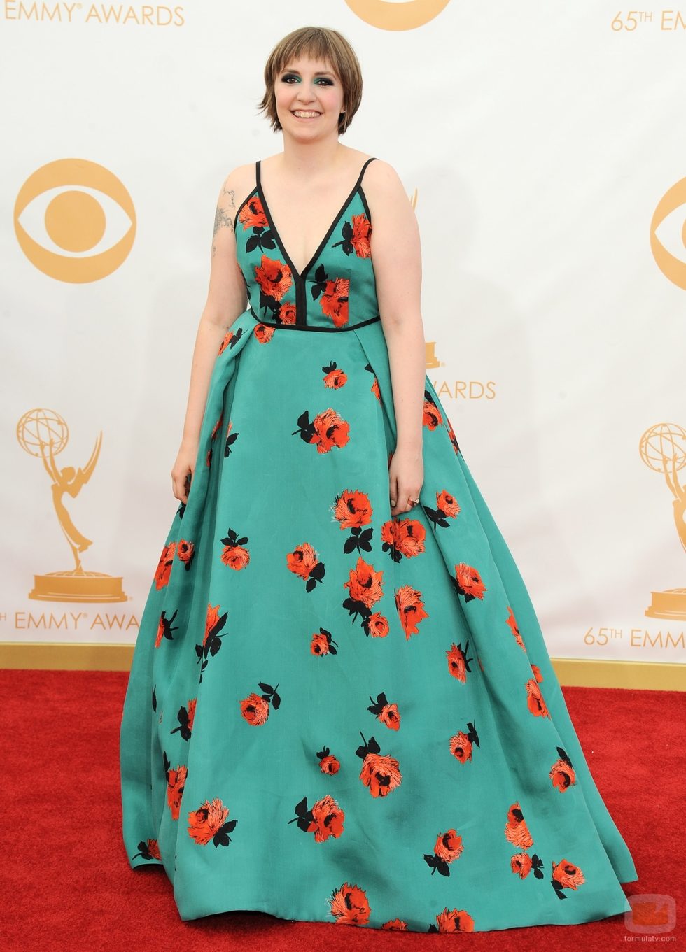 Lena Dunham en la alfombra roja de los Emmy 2013