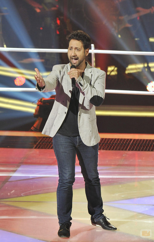 Silverio Belmonte cantando en "Las batallas" de la segunda edición de 'La voz'