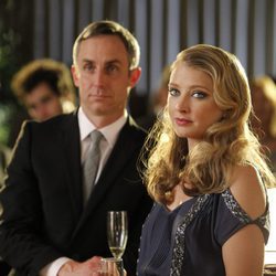 Elisabeth Harnois en una escena de 'CSI: Las Vegas'