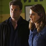 Stana Katic y Nathan Fillion en un nuevo caso en la séptima temporada de 'Castle' 