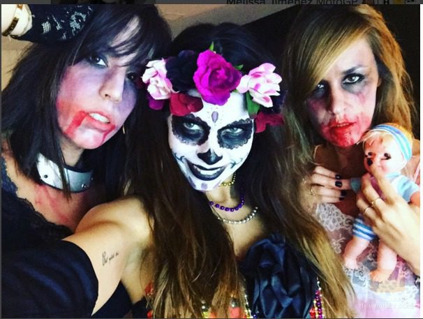 Melissa Jiménez se disfrazo con sus amigas para Halloween 2015