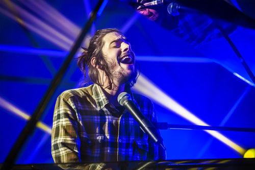 Salvador Sobral, representante de Portugal en Eurovisión 2017, en 'Manel and friends'