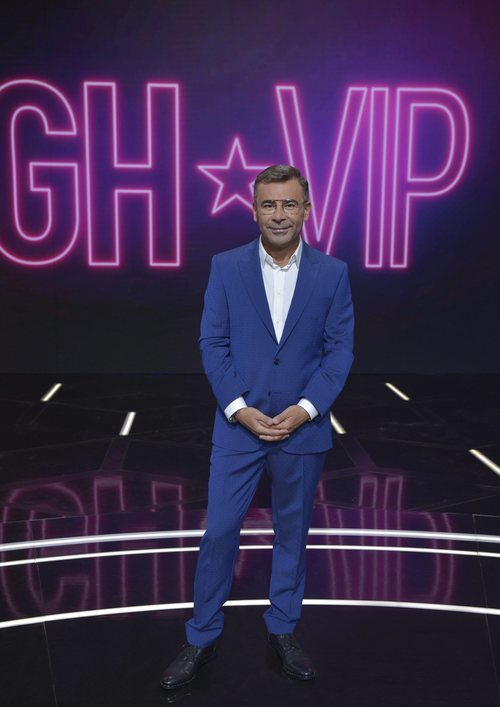 Jorge Javier Vázquez posa como nuevo presentador de 'GH VIP'