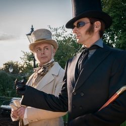 Michael Sheen y David Tennant, protagonistas de 'Good Omens'