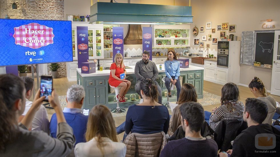 Rueda de prensa de 'Hacer de comer', programa culinario de La 1 