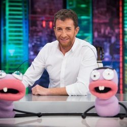 Pablo Motos, en el plató de 'El Hormiguero' junto a las hormigas