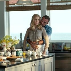 Liev Schreiber y Nicole Kidman en el 1x01 de 'La pareja perfecta'