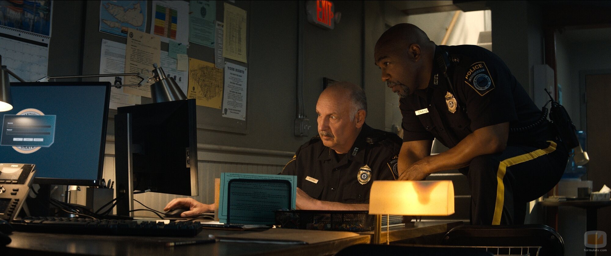 Michael Beach y Nick Searcy en el 1x06 de 'La pareja perfecta'