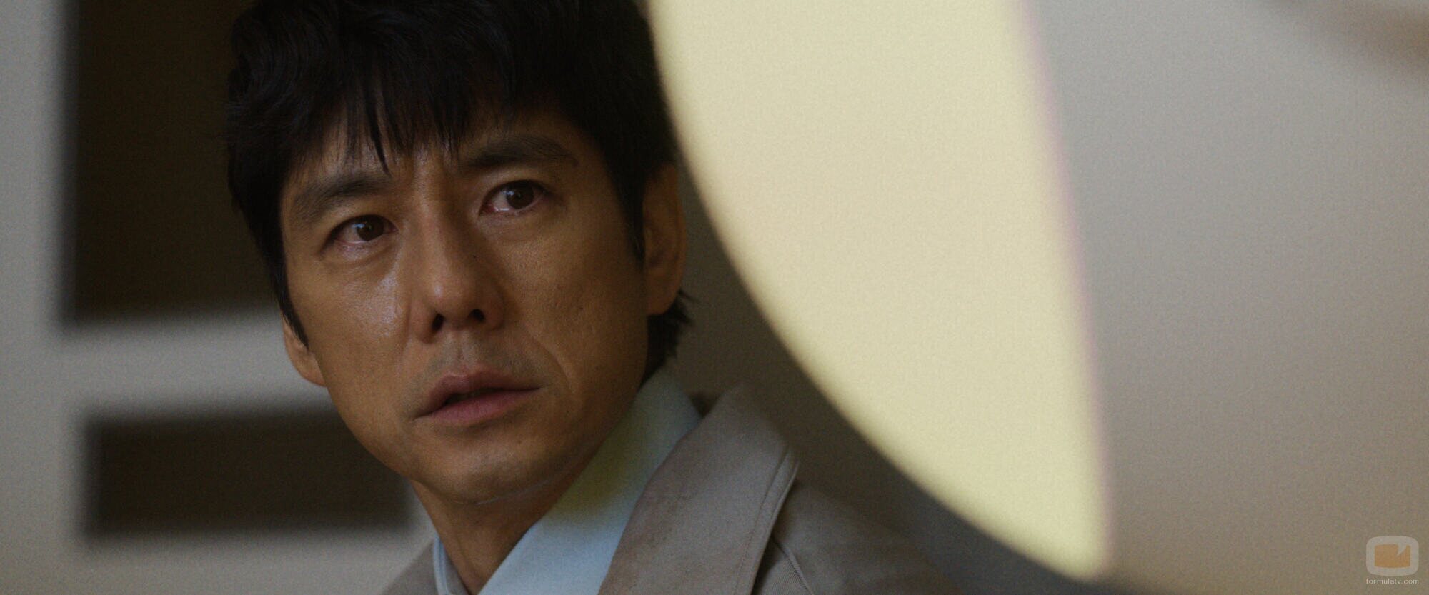 Escena de Hidetoshi Nishijima en el 1x09 de 'Sunny'