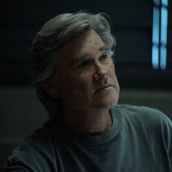 Kurt Russell en 'La salida' de 'Monarch: El legado de los monstruos'