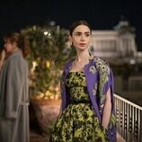 Lily Collins en el 4x10 de 'Emily en París'