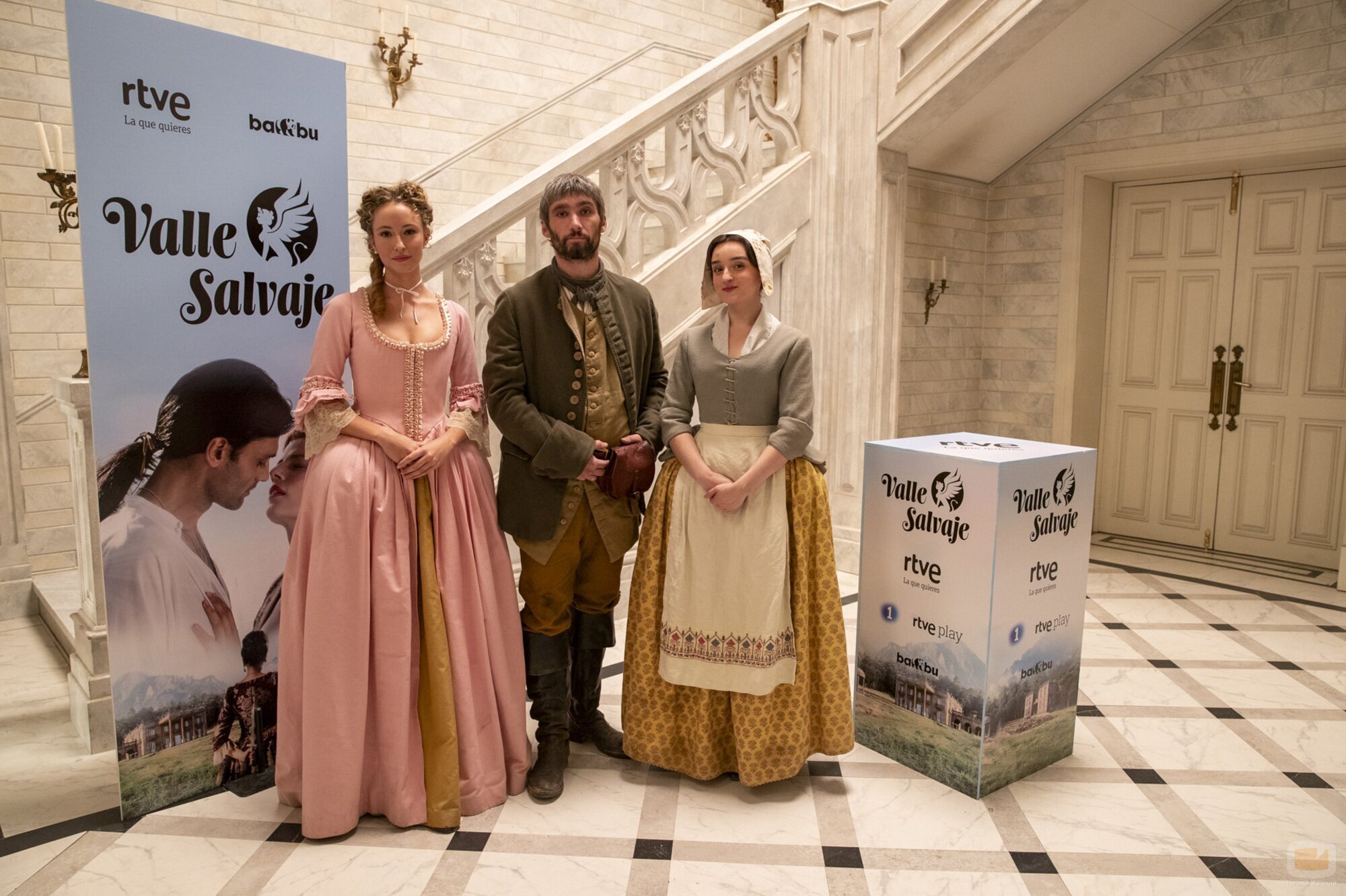 Marina Sabadell, Chechu Salgado y María Redondo en la presentación de 'Valle Salvaje'