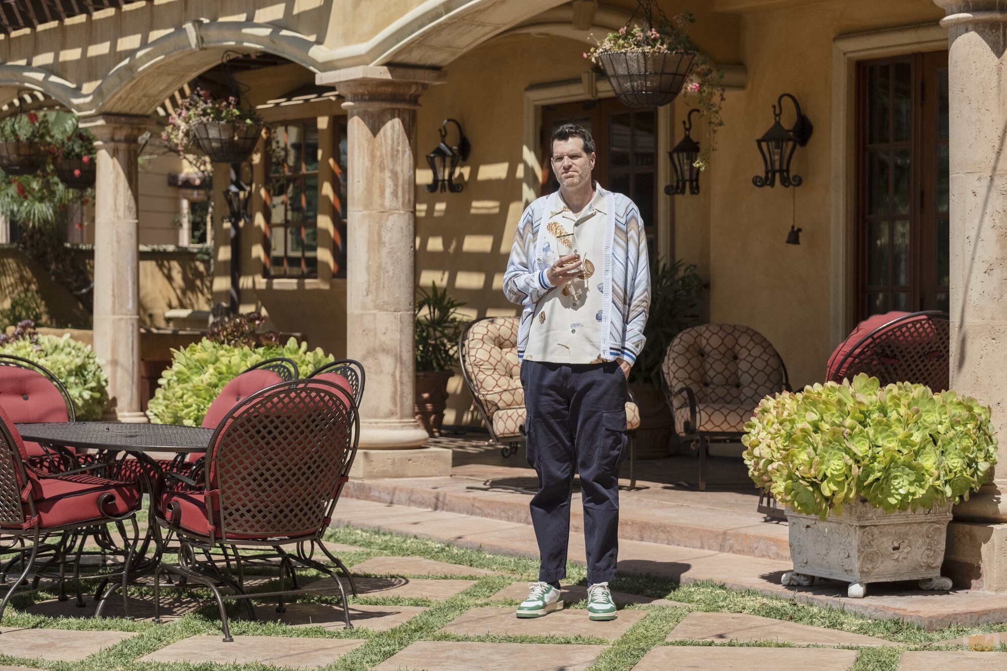 Timothy Simons en el 1x09 de 'Nadie quiere esto'