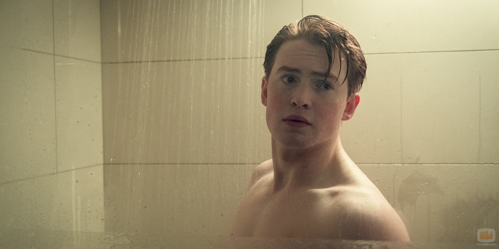 Still de Kit Connor en el 3x01 de 'Heartstopper'