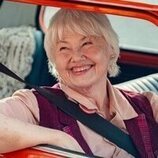 Annette Badland en el 3x02 de 'Heartstopper'