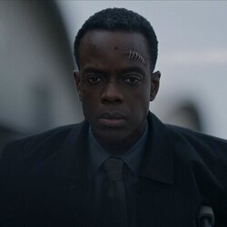 Ato Essandoh en el 2x02 de 'La diplomática'