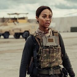 Zoe Saldana en 'Amo a mi país' de 'Lioness'