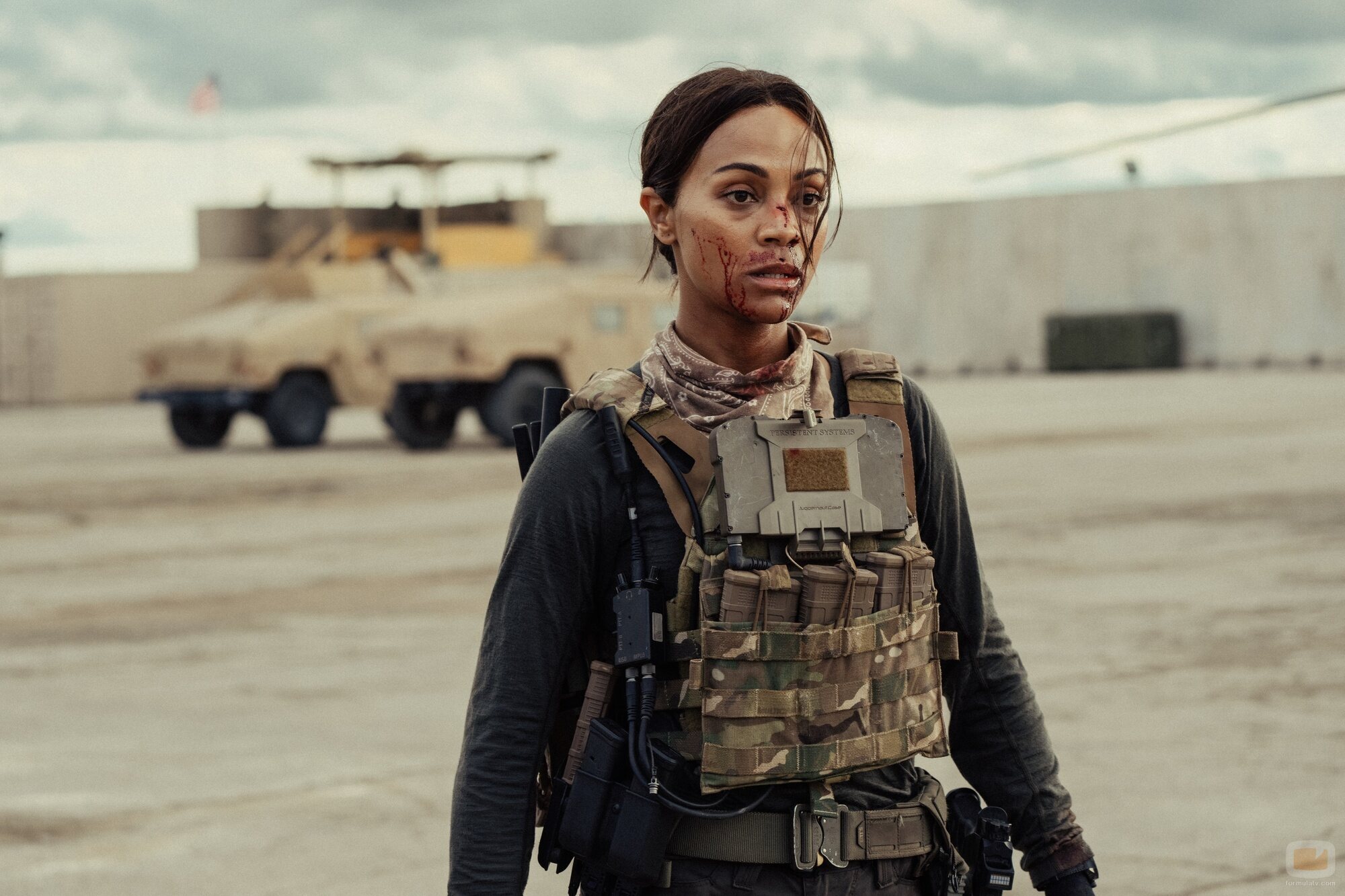 Zoe Saldana en 'Amo a mi país' de 'Lioness'