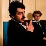 Anthony Boyle en el 1x02 de 'No digas nada'