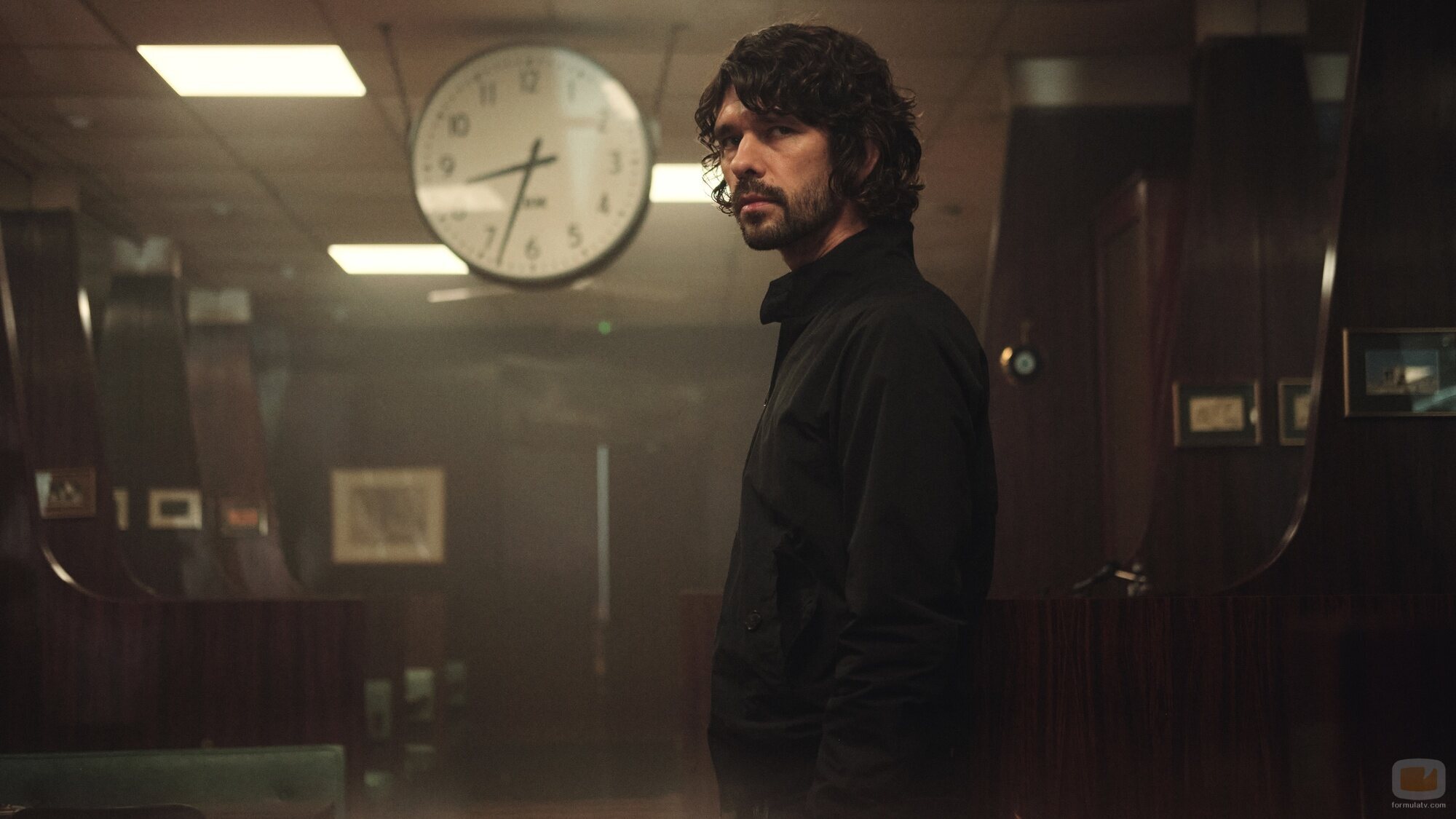 Ben Whishaw en 'La noche que viene' de 'Palomas negras'