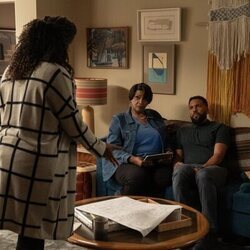 Teyonah Parris y O-T Fagbenle en 1x03 'Cartas de intenciones' de 'Fachadas'