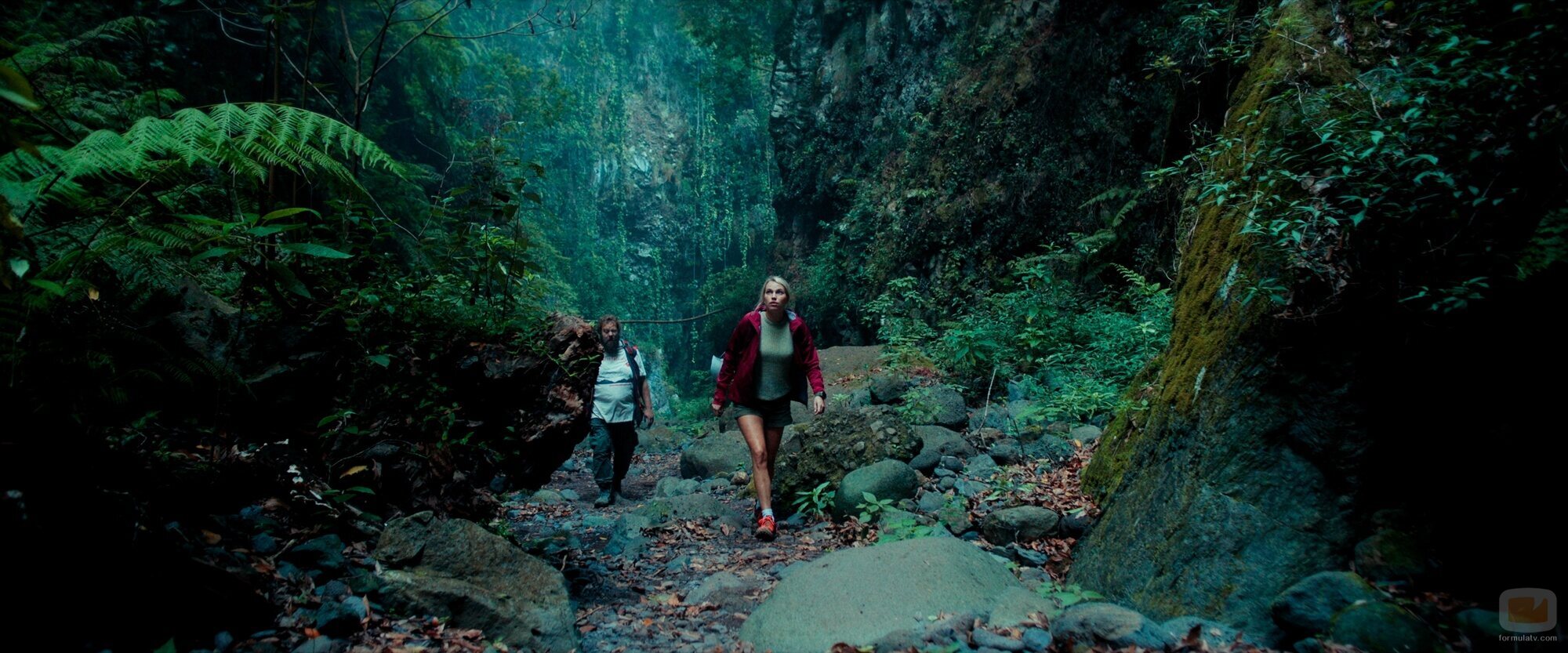 Ólafur Darri Ólafsson y Thea Sofie Loch Næss en 'Falsa alarma' de 'La Palma'