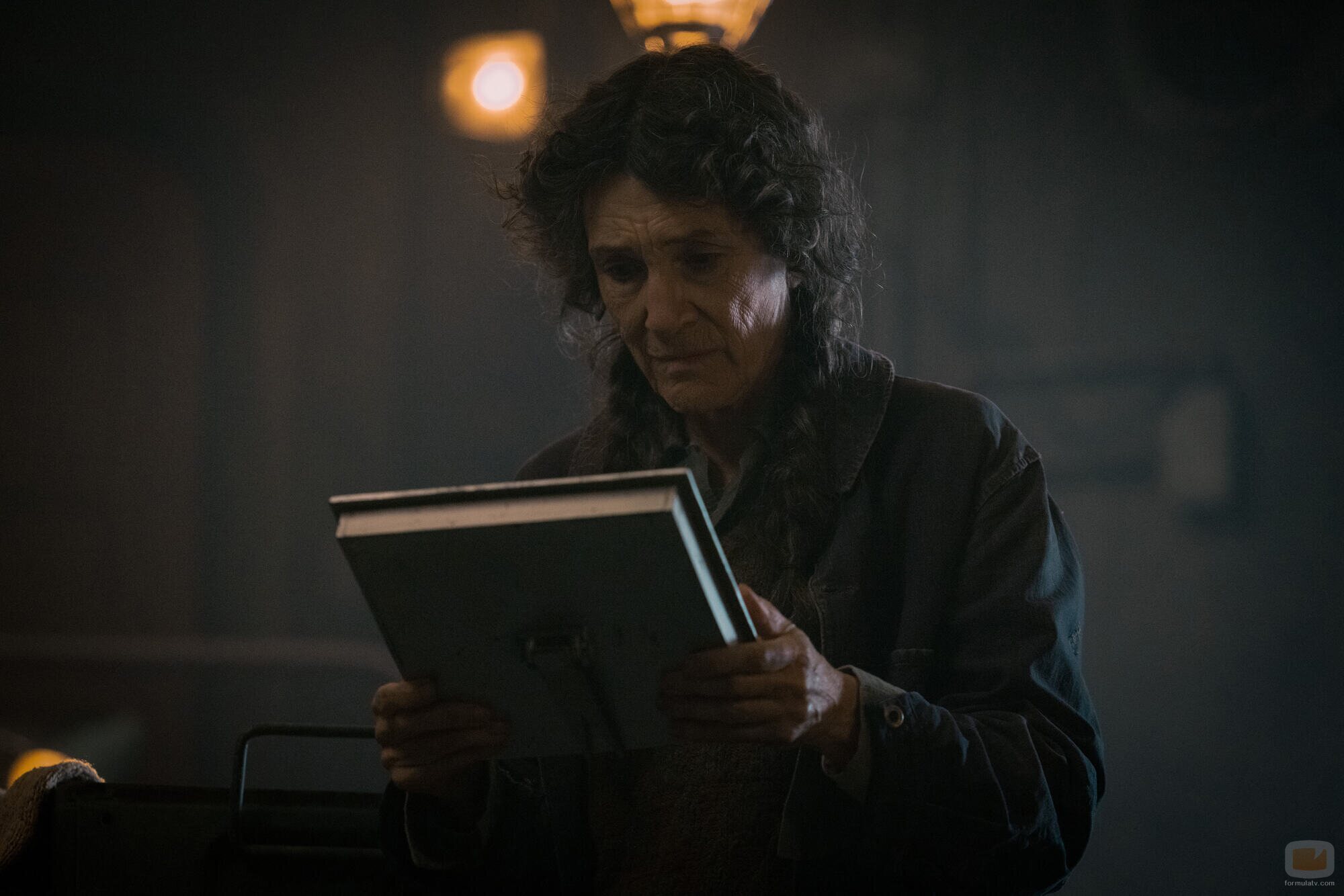 Harriet Walter en 2x07 'La inmersión' de 'Silo'