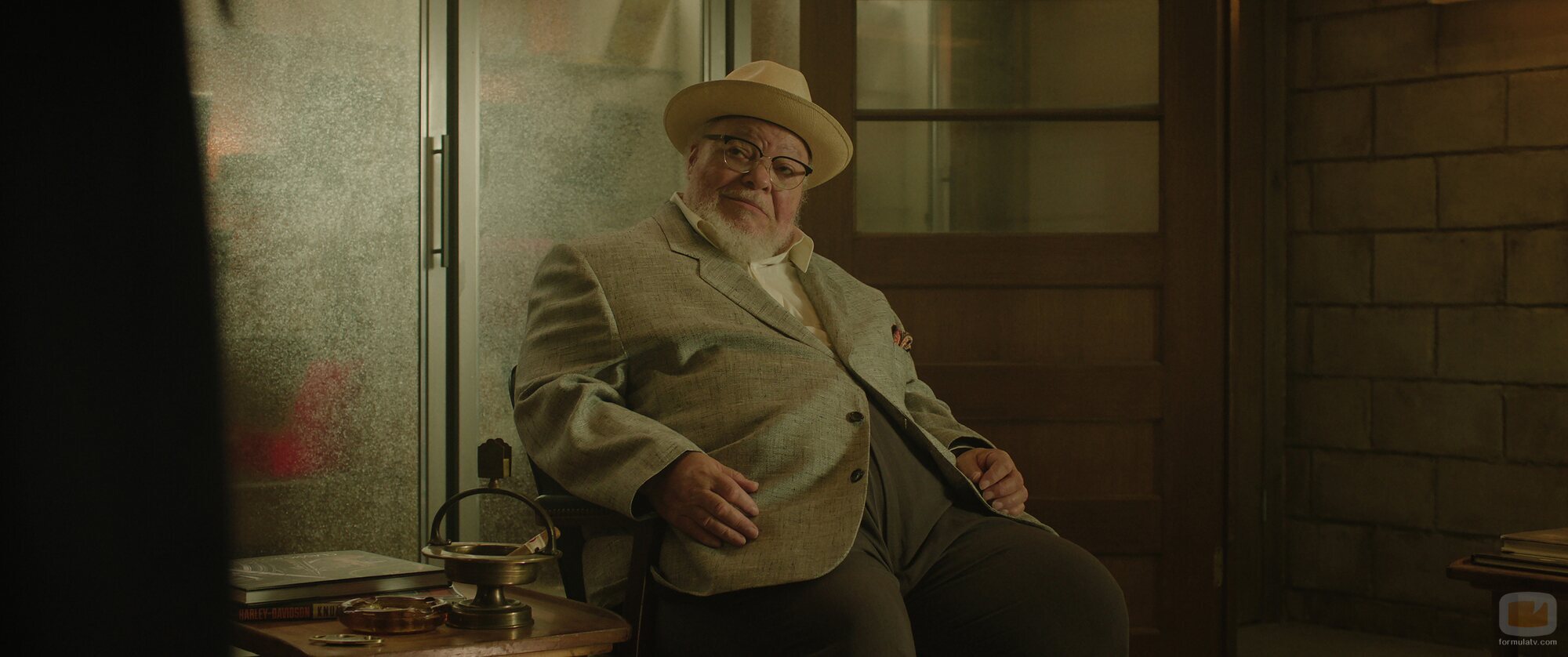 Stephen McKinley Henderson en la temporada 1 y el capítulo 03 de 'La locura'