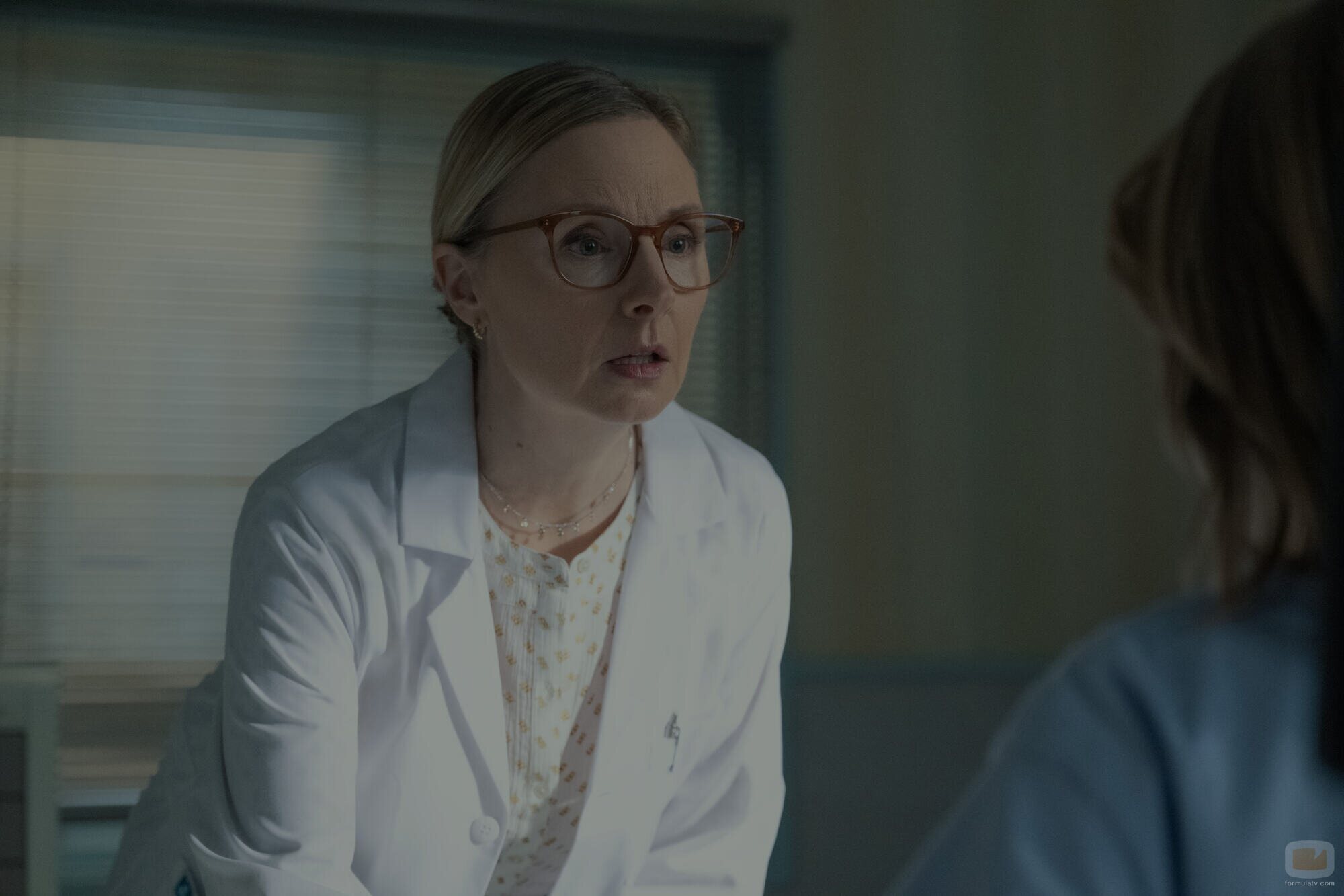 Hope Davis en el 1x08 de 'Before'