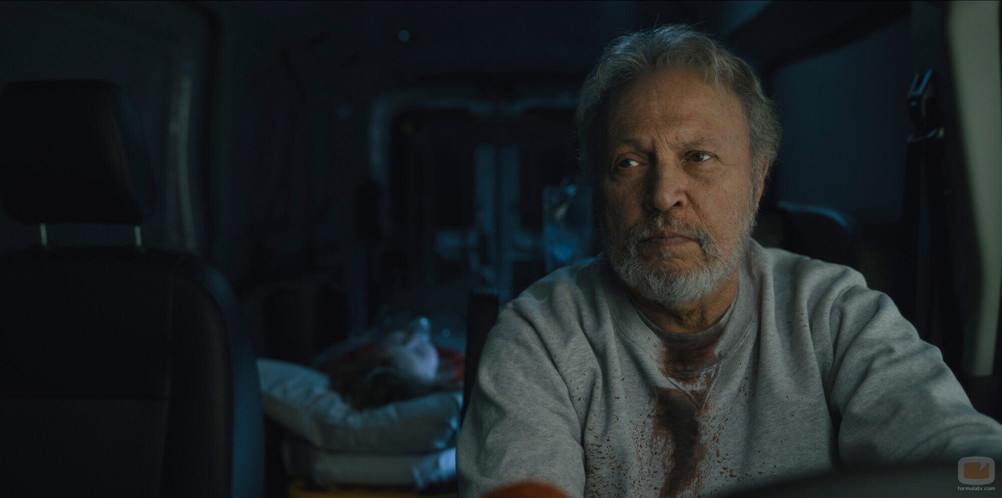 Billy Crystal en 1x09 titulado 'A la oscuridad la llamaron noche' de 'Before'