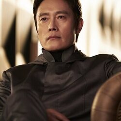 Lee Byung-hun en el 2x03 de 'El juego del calamar'