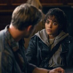 Quintessa Swindell en 1x03 'La secuencia' de 'Prime Target'