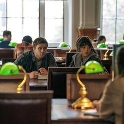 Quintessa Swindell y Leo Woodall en la temporada 1 y el capítulo 03 de 'Prime Target'